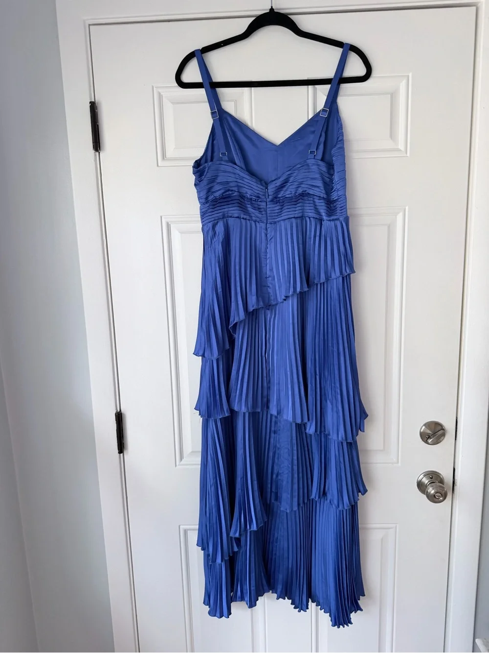 Abercrombie & Fitch The A&F size m Giselle Pleated Tiered Maxi Dress midi blue